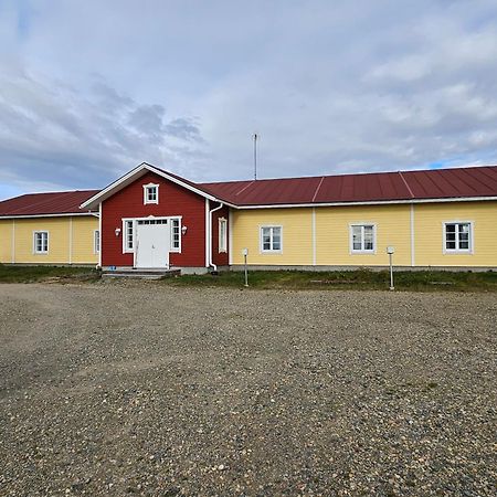 Kierinki Village Majatalo Exteriör bild